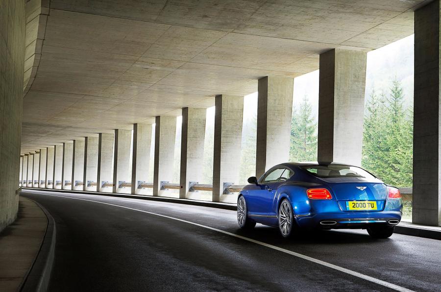  Bentley Continental GT Speed 2013 года  (фото 3 из 47)